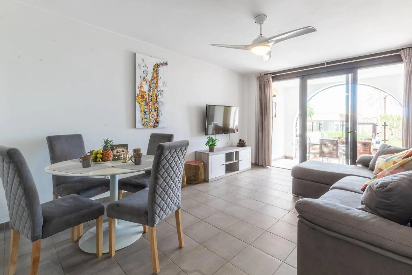 Oceanfront Apartment Parque Santiago II プラヤ・デ・ラス・アメリカス 0*,  スペイン